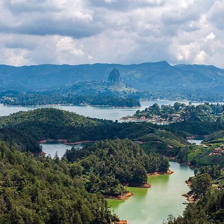 Cabanas Refugio Himalaya Guatapé Εξωτερικό φωτογραφία