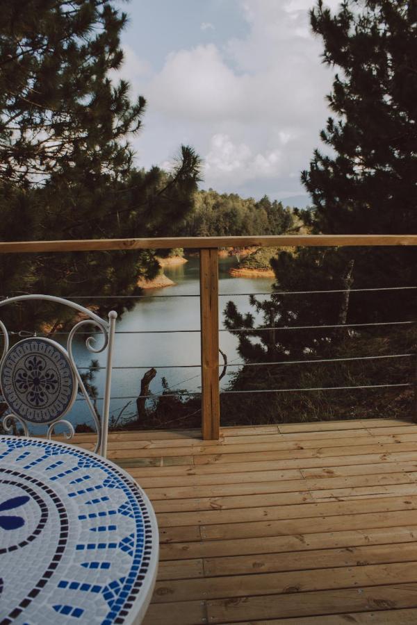 Cabanas Refugio Himalaya Guatapé Εξωτερικό φωτογραφία