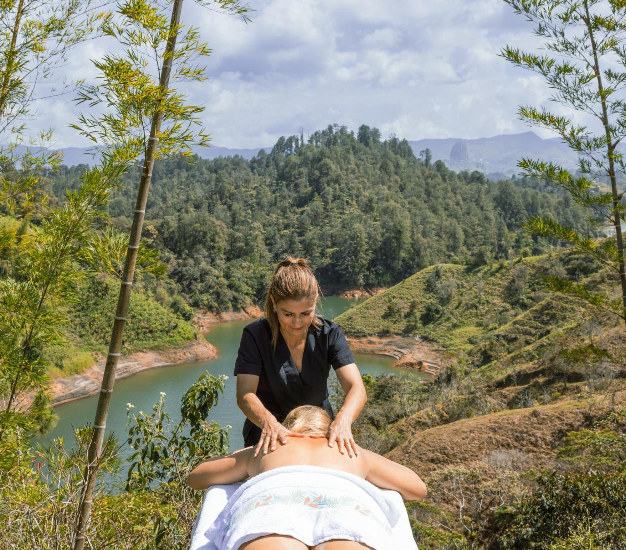 Cabanas Refugio Himalaya Guatapé Εξωτερικό φωτογραφία